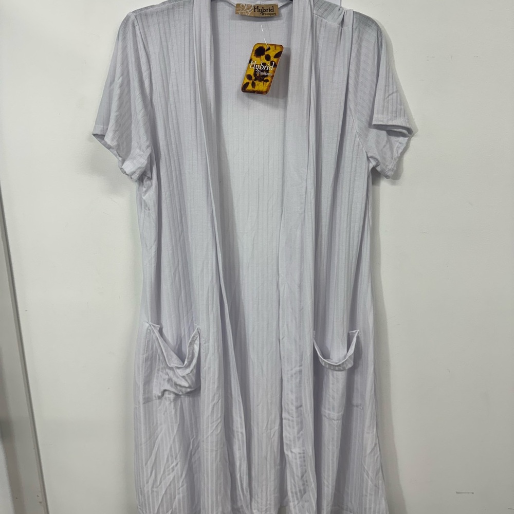 Hybrid & Company Women's White Cardigan